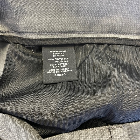 NWT Men’s Structure Stretch Slim Fit No iron Slacks Stoney Gray Size 38x30 - Picture 6 of 6